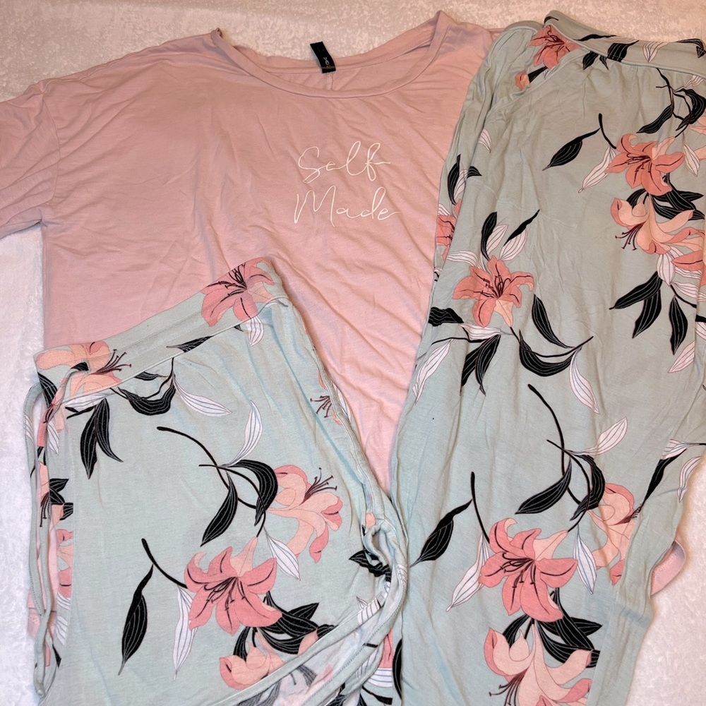 Ambrielle Women’s Floral Matching Pajama 3 Piece Set XL/XXL